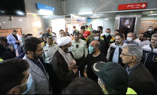 بازدید سرزده رئیس مرکز ارتباطات مردمی از متروی تهران و گفت‌وگوی مستقیم با مردم