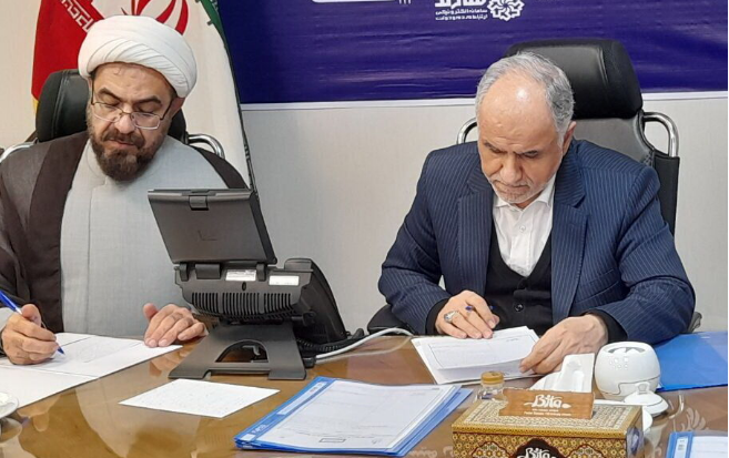 پیگیری و پاسخگویی آنلاین مشکلات مردم توسط وزیر دادگستری در مرکز ارتباطات مردمی/ خبر خوشی برای شما دارم!