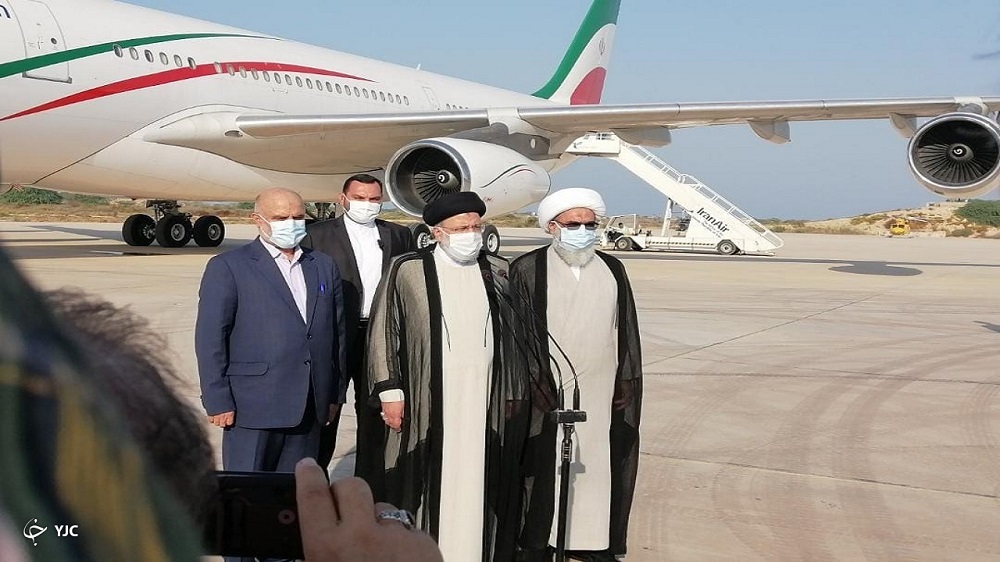 رئیس جمهور وارد بوشهر شد/ رئیسی: سخن از بیکاری در استانی پرظرفیت مانند بوشهر بسیار غیر قابل تحمل است