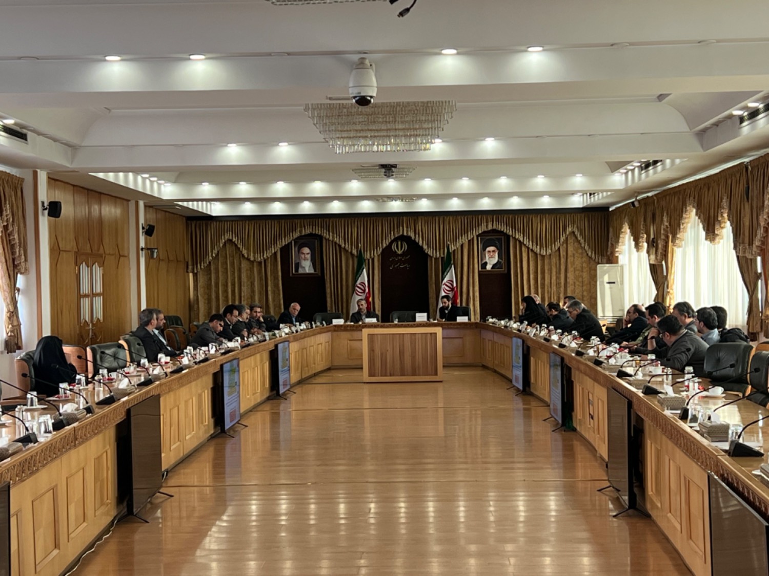 سرپرست مرکز ارتباطات مردمی: دولت مسئول اجماعسازی و تعادلبخشی به مطالبات همه ذ